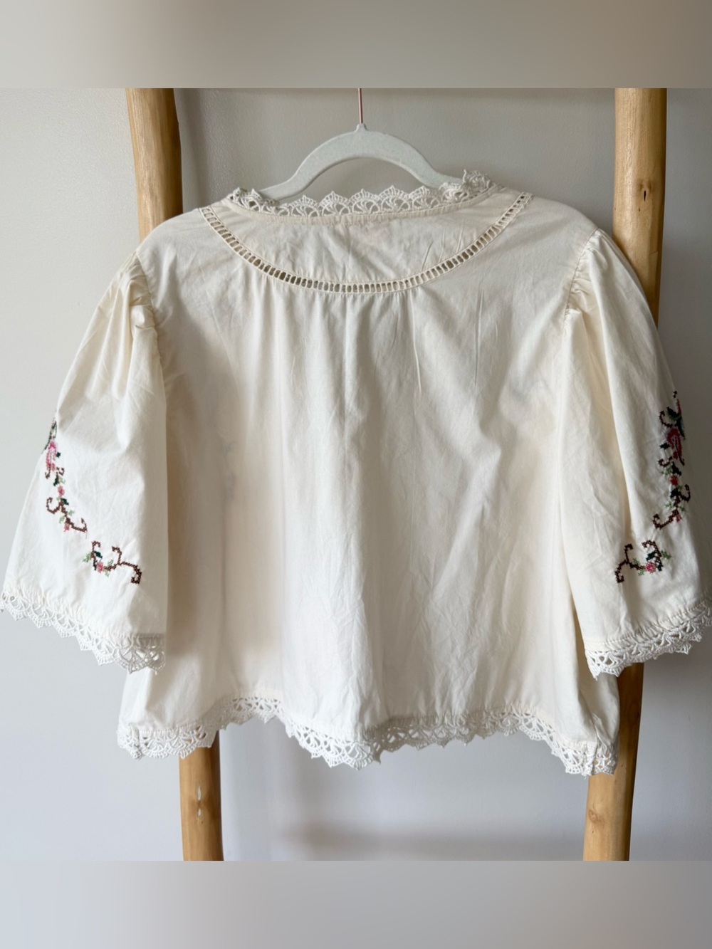Jennifer & Grace Romantic Eyelet Embroidered Short Sleeve Tie Front Blouse XL - Picture 11 of 13